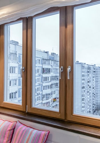 Заказать пластиковые окна на балкон из пластика по цене производителя Смоленск