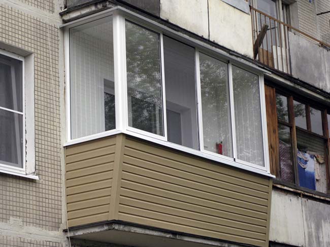 Сколько стоит застеклить балкон 3 метра по цене от производителя Смоленск