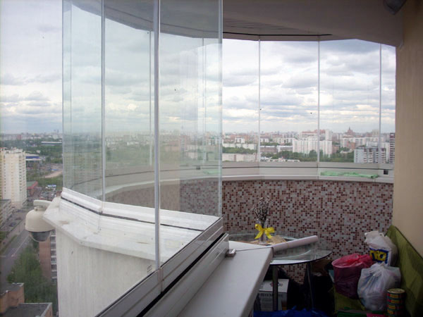 Остекление балконов: эркерных, круглых, закругленных Смоленск
